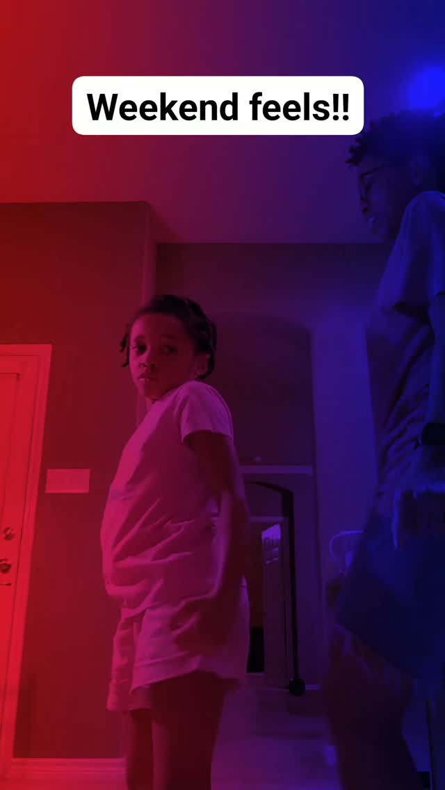 This memory just made me smile. ❤️ We still have little dance breaks most days. I think a comeback dance video is overdue!!

#dancing #mom #daughter #memories